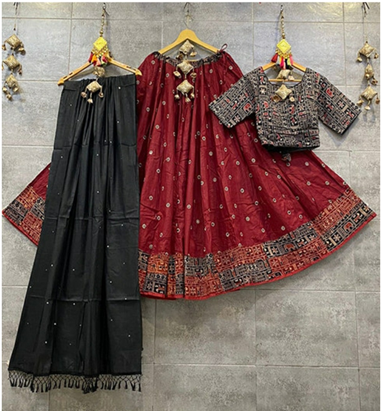 A group of clothes on a wall
AI-generated content may be incorrect.