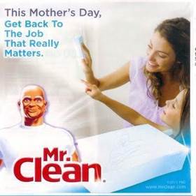 A person and a child cleaning a box

Description automatically generated