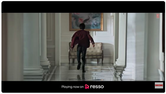 Young Ranvijay running to wish his father on his birthday. (Source - T Series) Ref. - 18