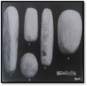 A group of rocks with numbers

Description automatically generated